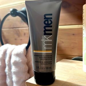 MK Men Facial Hydrator SPF 30